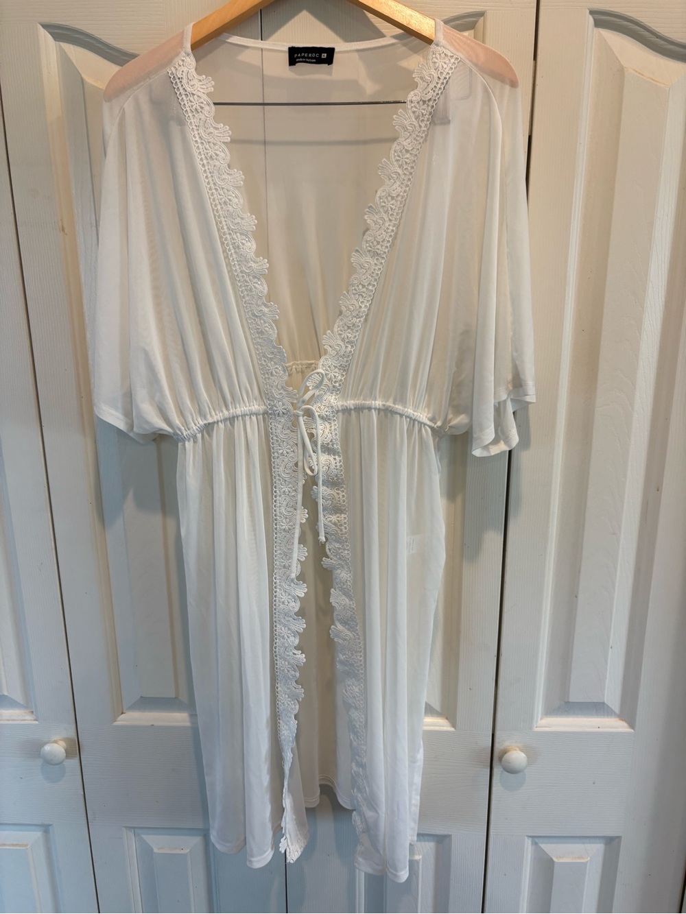 Paperoc White Lace-Trim Robe - Women’s Intimates XL